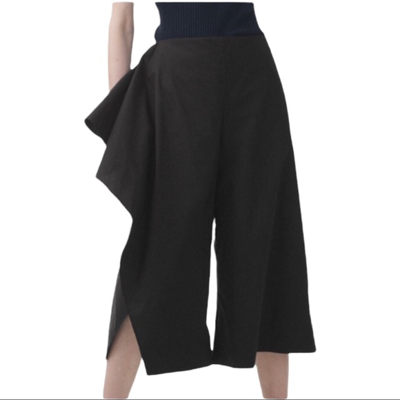 COS Pants - NWT  COS Avant-Garde Black Culottes
